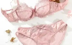 草莓视频在线观看无限看-免费